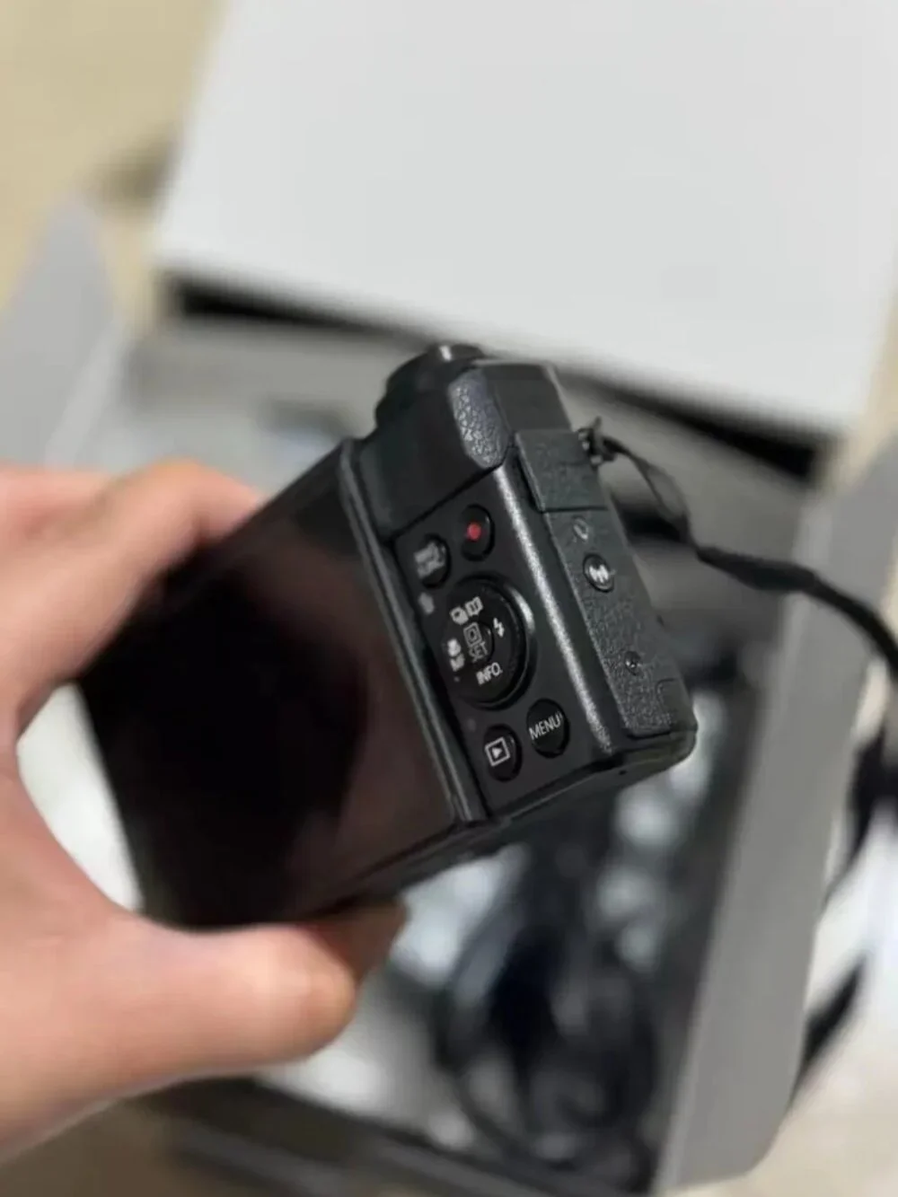 Canon PowerShot G7 X Mark III – 20.1MP Digital Camera
